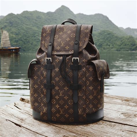 maleta louis vuitton hombre precio|louis vuitton bolsas.